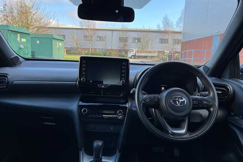 Used Toyota Yaris Cross 2023 for sale - 77513002: Photo 12