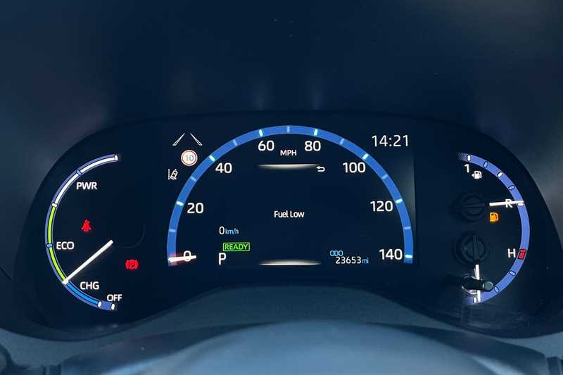 Used Toyota Yaris Cross 2023 for sale - 77513002: Photo 20