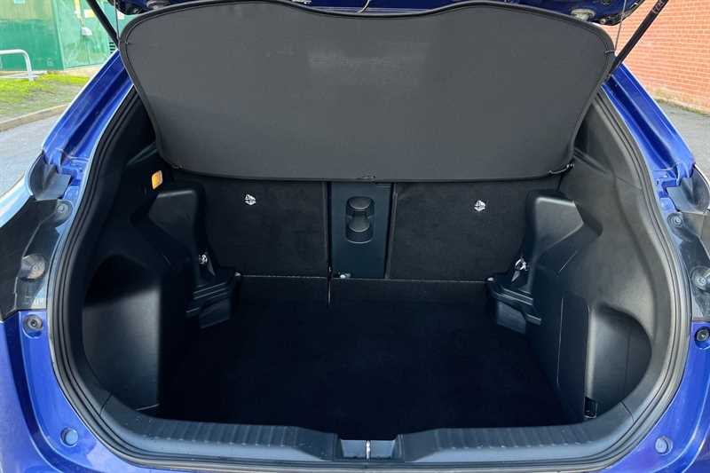 Used Toyota Yaris Cross 2023 for sale - 77513002: Photo 24