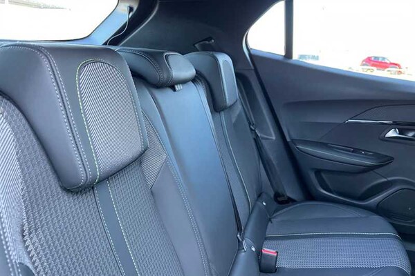 Used Peugeot 2008 2023 for sale - 76204411: Photo 23