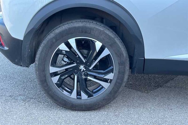 Used Peugeot 2008 2023 for sale - 76204411: Photo 35