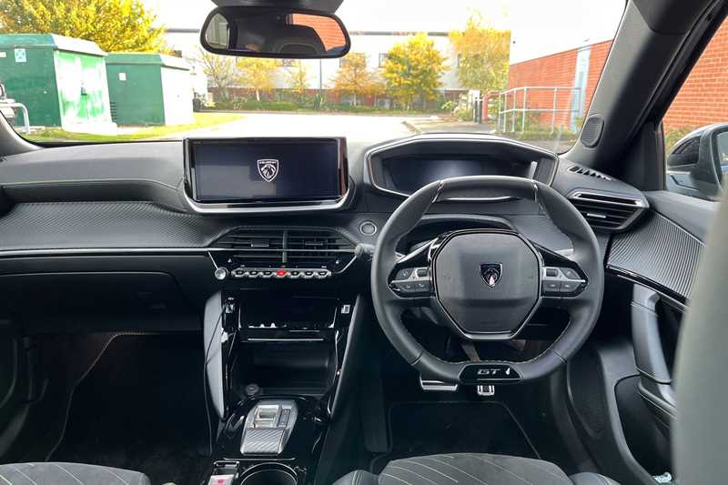 Used Peugeot 2008 2025 for sale - 76999936: Photo 12