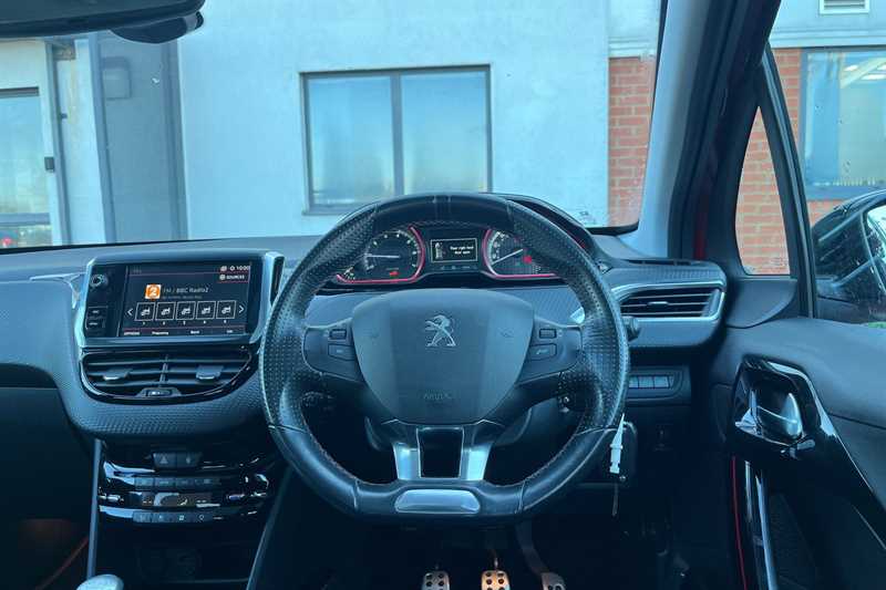 Used Peugeot 2008 2018 for sale - 76229550: Photo 11