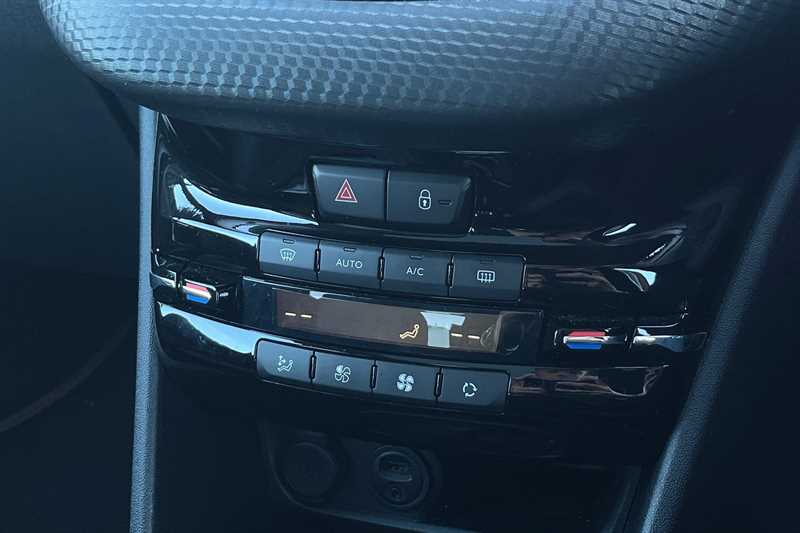 Used Peugeot 2008 2018 for sale - 76229550: Photo 15