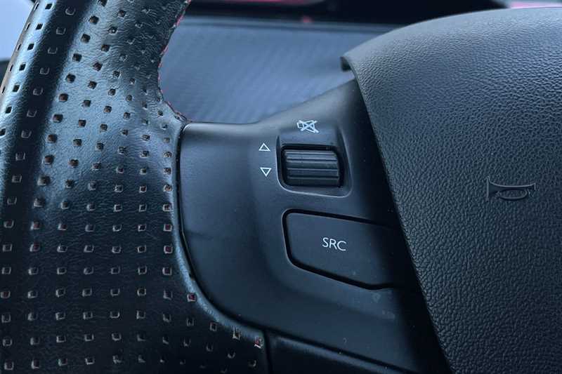 Used Peugeot 2008 2018 for sale - 76229550: Photo 21