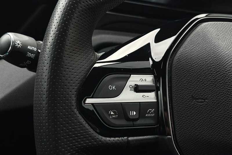 Used Peugeot 308 2023 for sale - 76915301: Photo 21