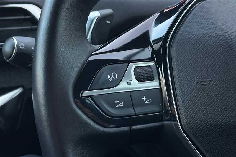 Used Peugeot 3008 2024 for sale - 76475321: Photo 21