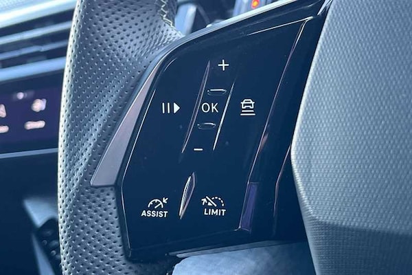 Used Peugeot E-5008 2024 for sale - 76169074: Photo 21