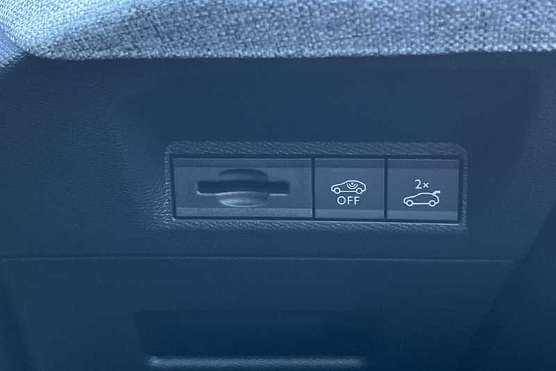 Used Peugeot E-5008 2024 for sale - 76169074: Photo 52