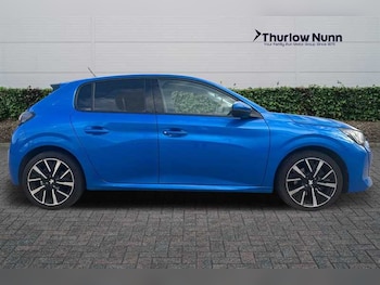 Used Peugeot 208 2020 for sale - 76204322: Photo 2