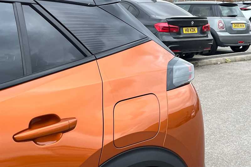 Used Peugeot E-2008 2022 for sale - 76112601: Photo 48