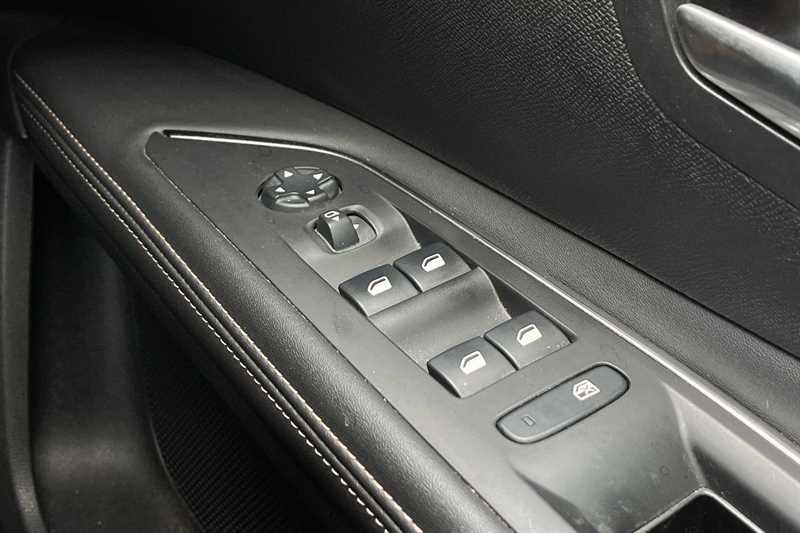 Used Peugeot 5008 2019 for sale - 77414044: Photo 16