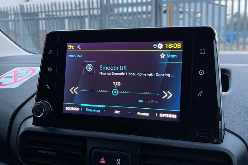 Used Peugeot Partner 2022 for sale - 77256722: Photo 17