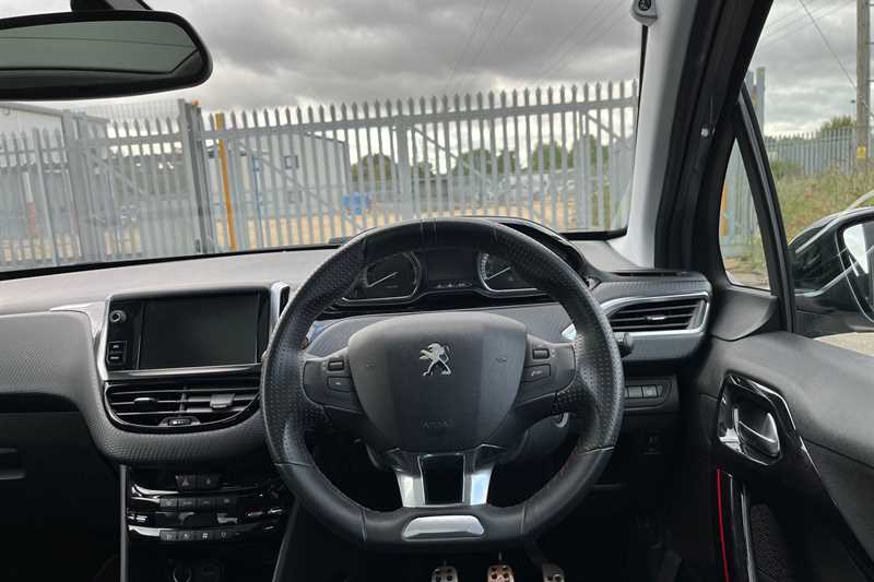Used Peugeot 2008 2019 for sale - 76552629: Photo 11