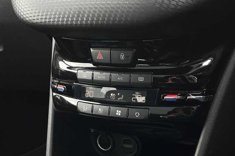 Used Peugeot 2008 2019 for sale - 76552629: Photo 15