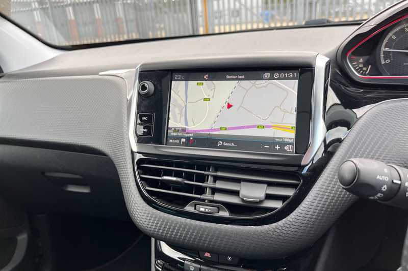 Used Peugeot 2008 2019 for sale - 76552629: Photo 17