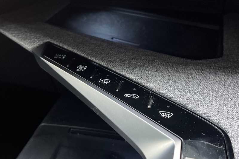 Used Peugeot 3008 2024 for sale - 76459180: Photo 48