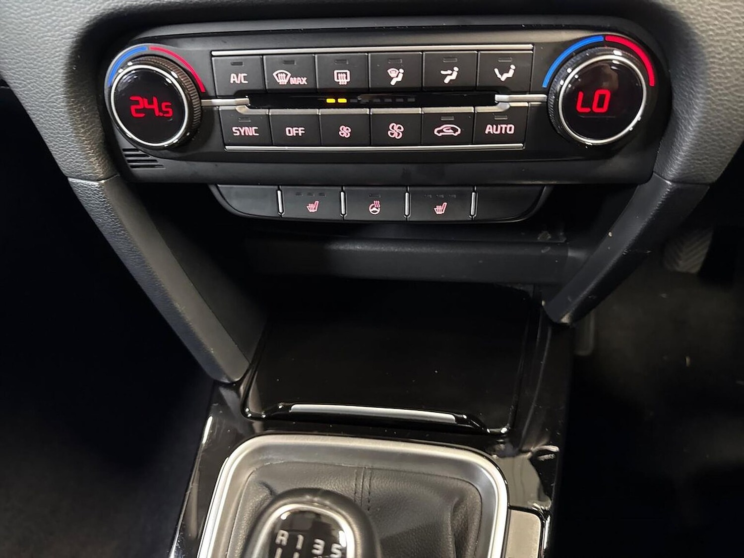 Used Kia XCeed 2024 for sale - 76383349: Photo 12