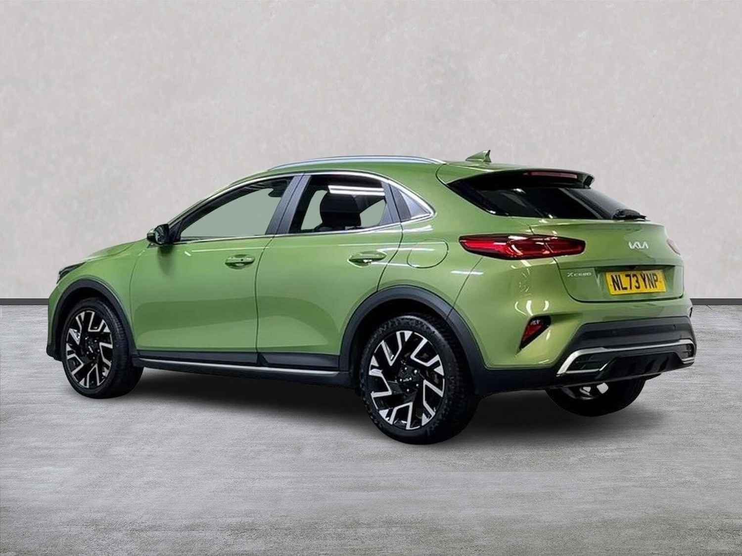 Used Kia XCeed 2024 for sale - 76383349: Photo 2