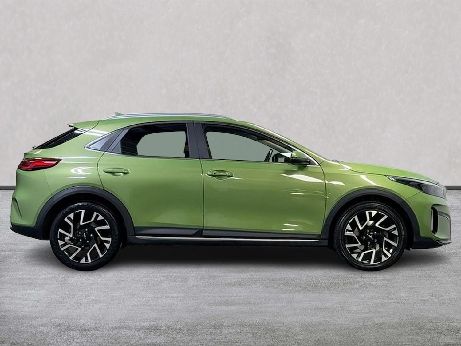 Used Kia XCeed 2024 for sale - 76383349: Photo 3