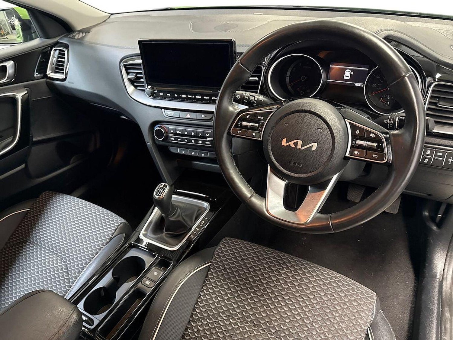 Used Kia XCeed 2024 for sale - 76383349: Photo 8