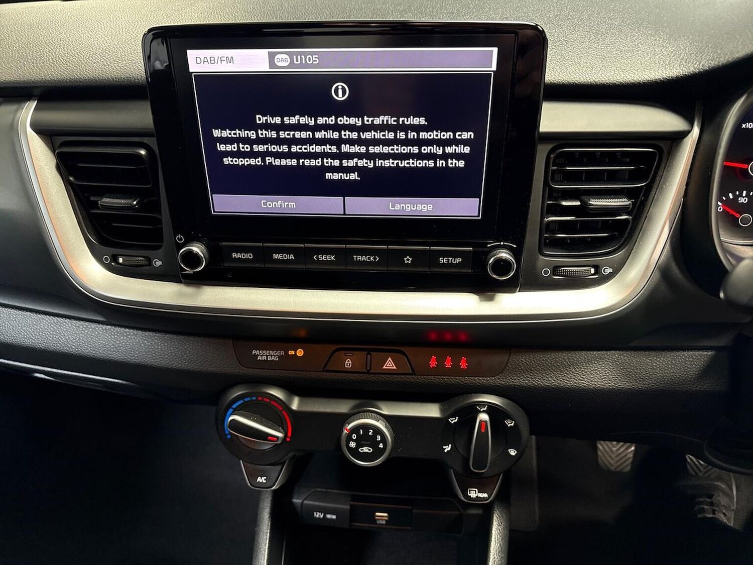 Used Kia Stonic 2022 for sale - 76340571: Photo 11