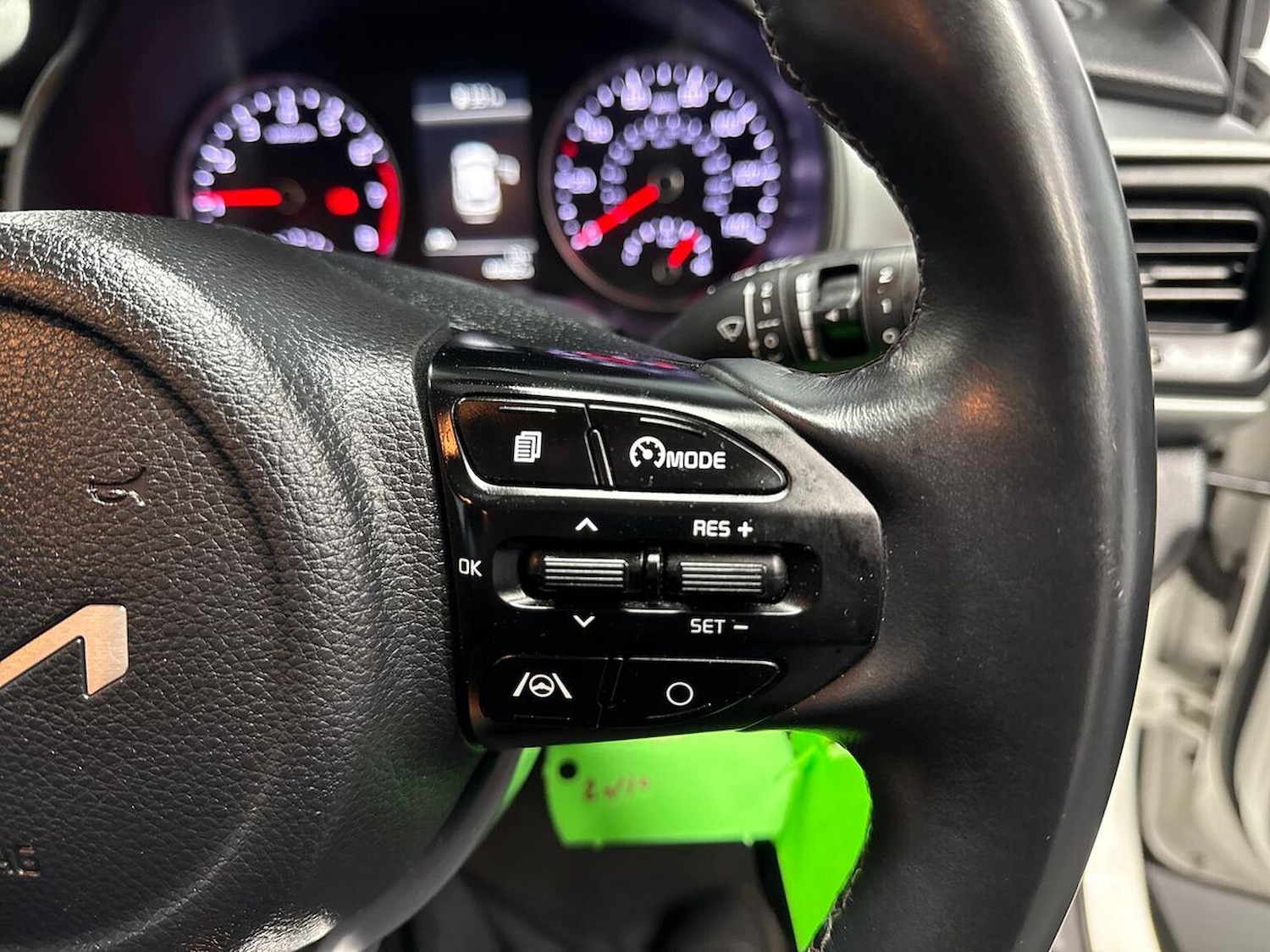 Used Kia Stonic 2022 for sale - 76340571: Photo 25