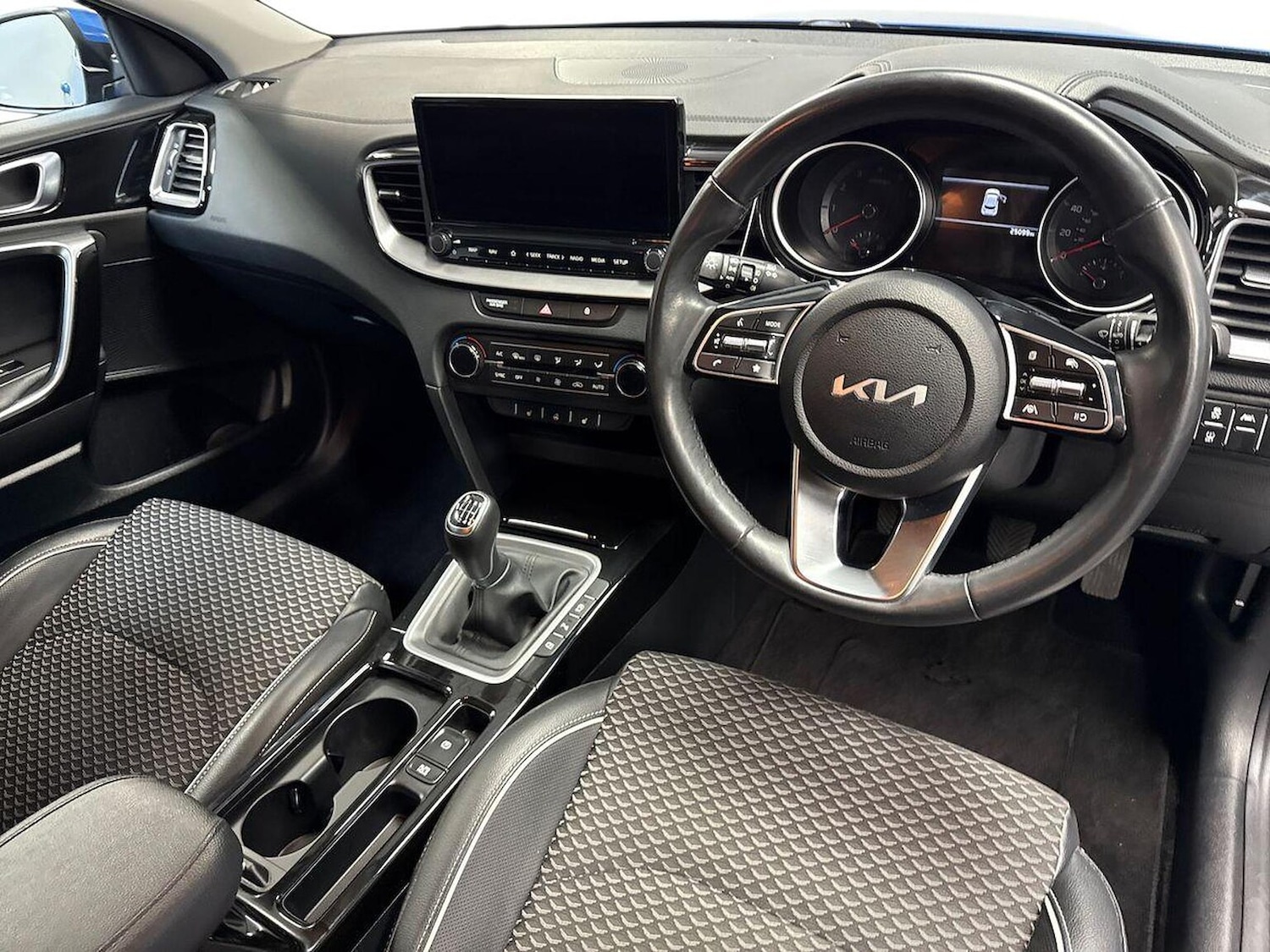 Used Kia XCeed 2023 for sale - 76212025: Photo 9