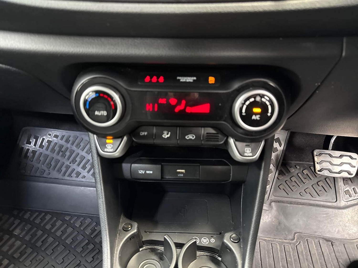 Used Kia Picanto 2022 for sale - 77629343: Photo 12