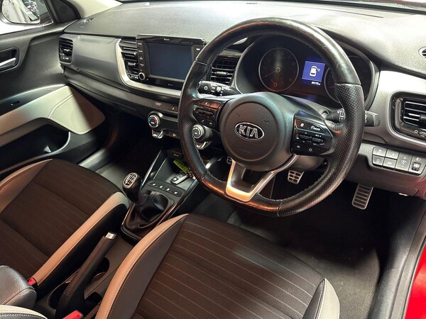 Used Kia Stonic 2017 for sale - 76171535: Photo 15