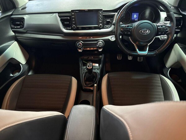 Used Kia Stonic 2017 for sale - 76171535: Photo 8