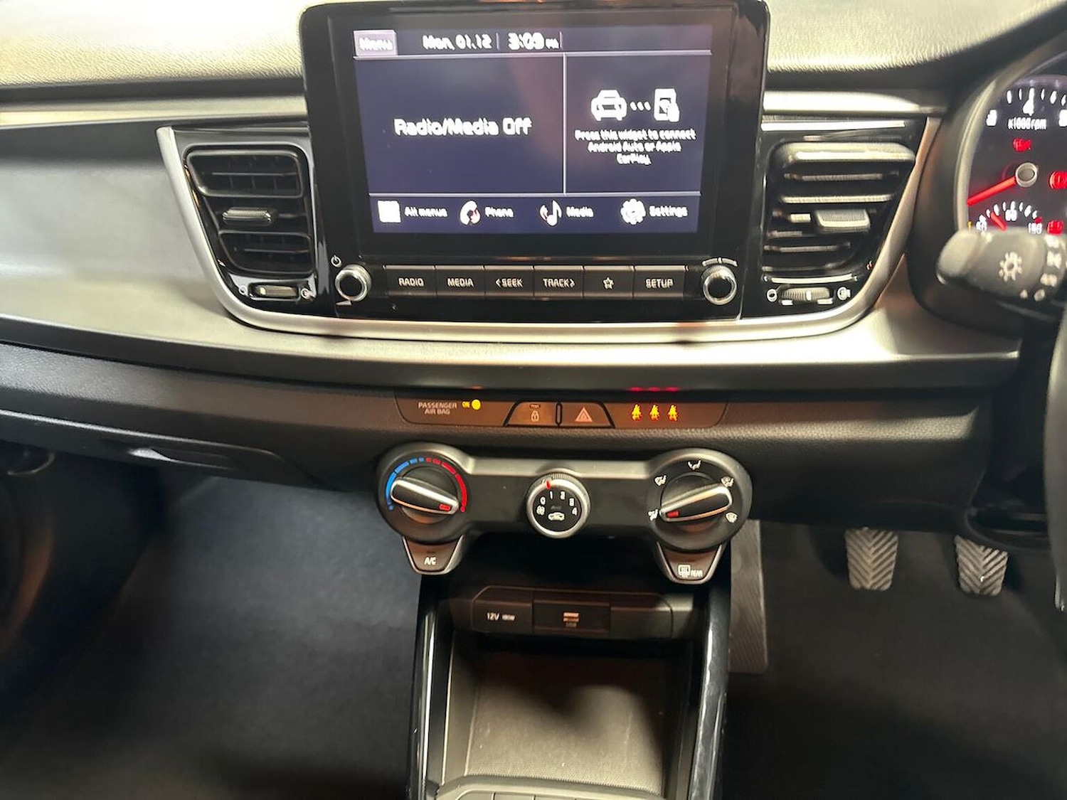 Used Kia Rio 2023 for sale - 76770029: Photo 23