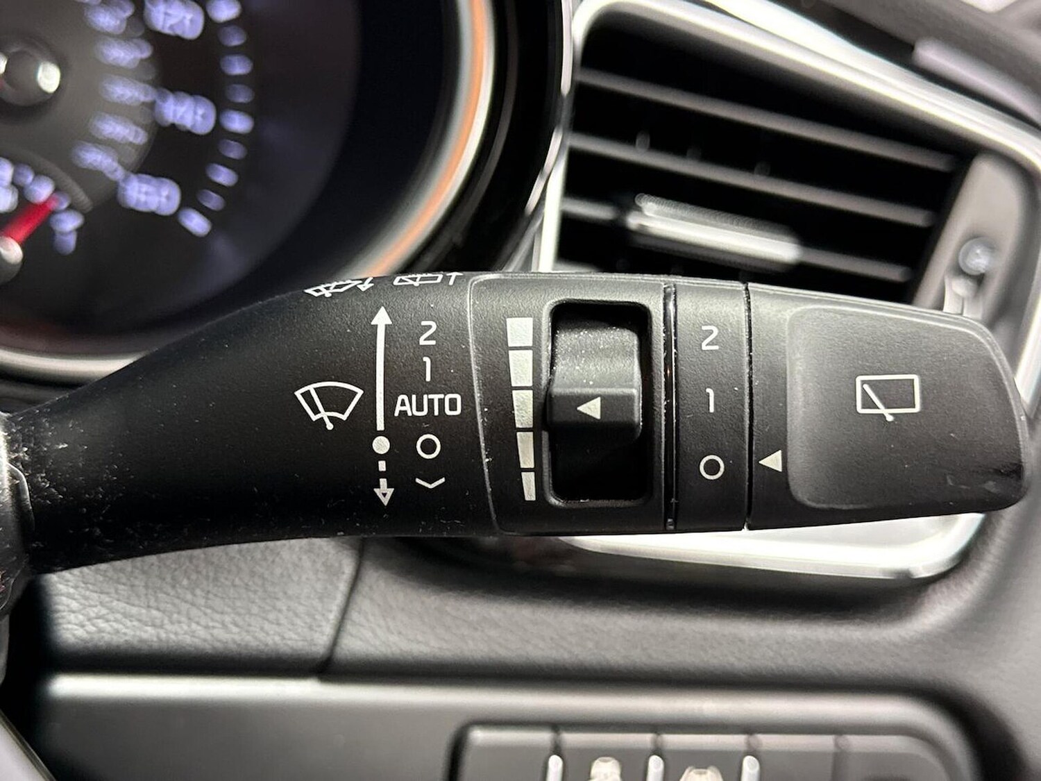 Used Kia XCeed 2023 for sale - 76273472: Photo 26