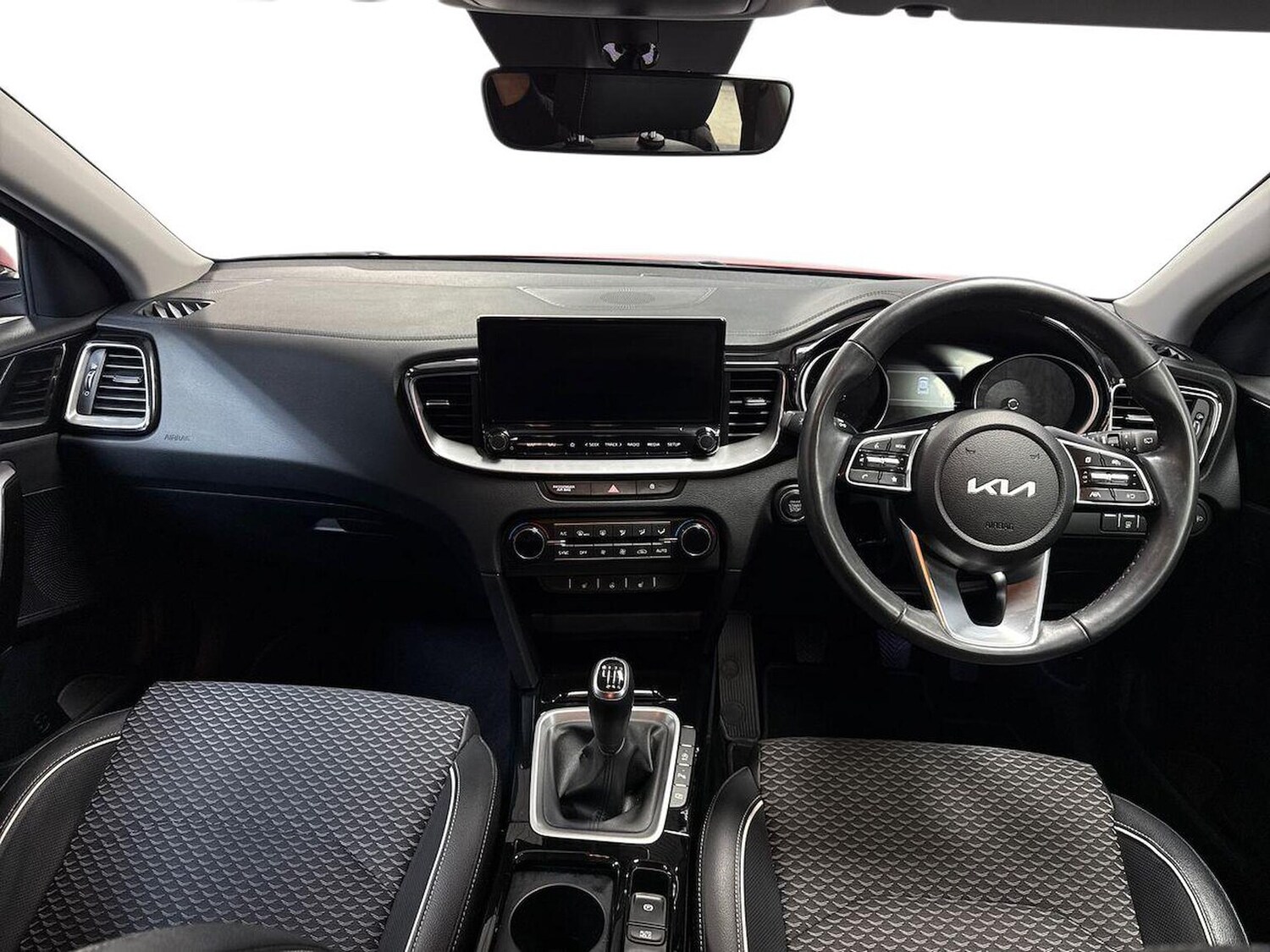 Used Kia XCeed 2023 for sale - 76273472: Photo 8