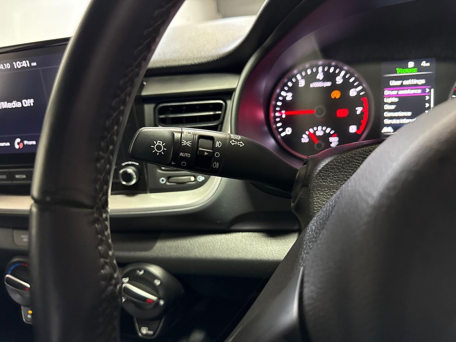 Used Kia Stonic 2022 for sale - 76171540: Photo 27