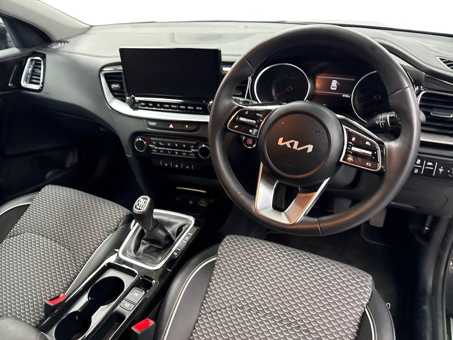 Used Kia XCeed 2025 for sale - 78168977: Photo 10