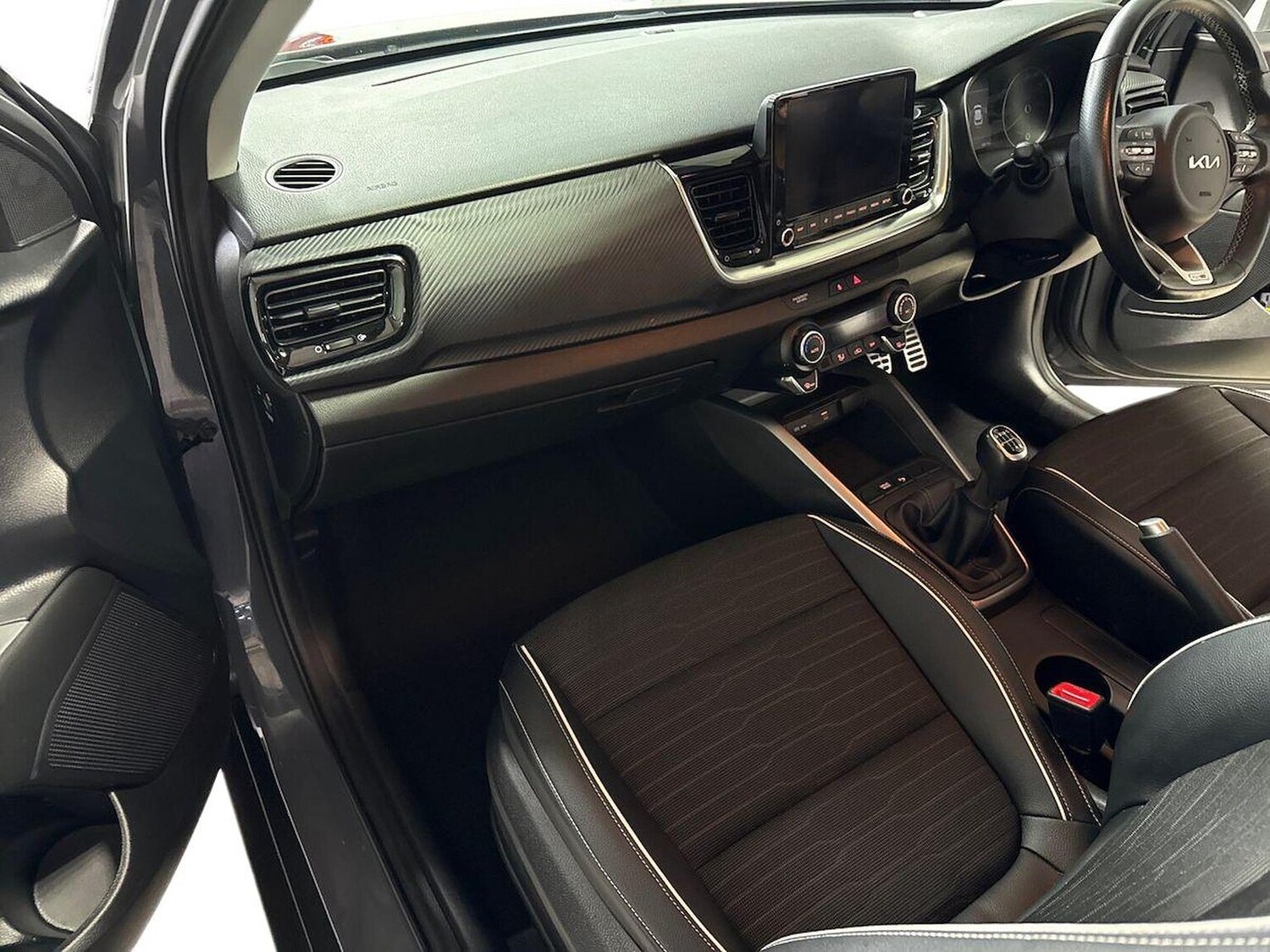 Used Kia Stonic 2022 for sale - 77488063: Photo 7