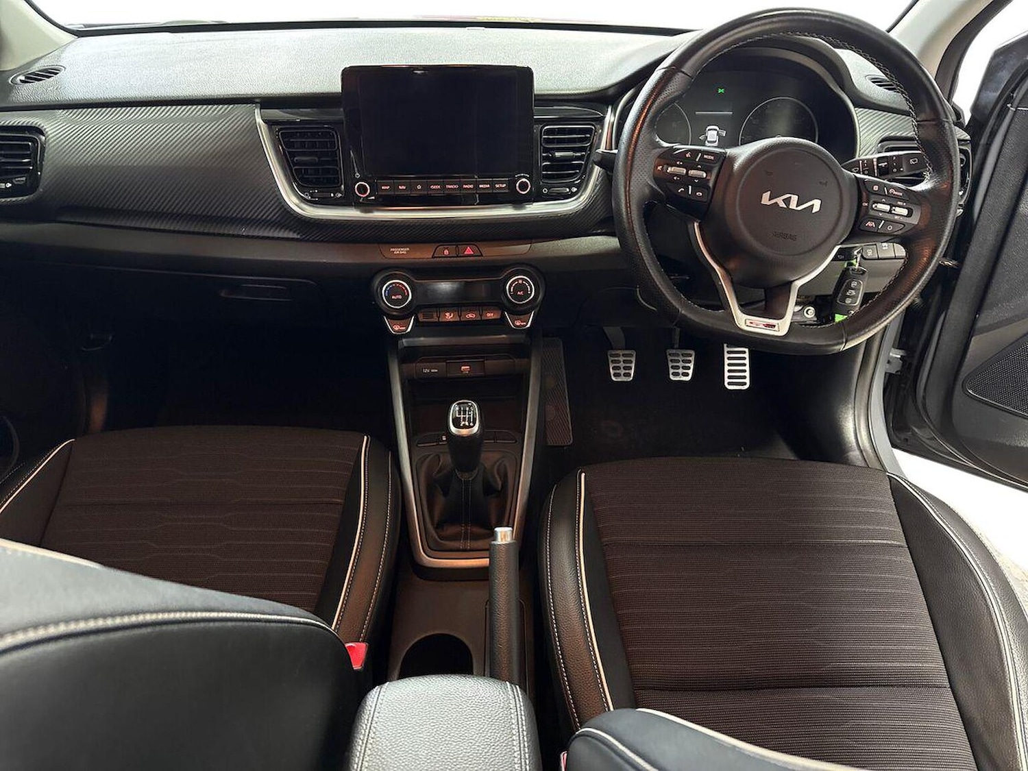 Used Kia Stonic 2022 for sale - 77488063: Photo 8