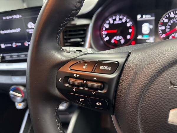 Used Kia Stonic 2024 for sale - 76232751: Photo 24