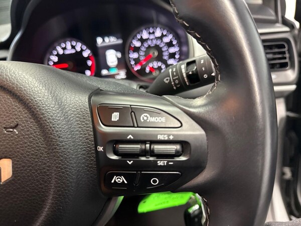 Used Kia Stonic 2024 for sale - 76232751: Photo 25