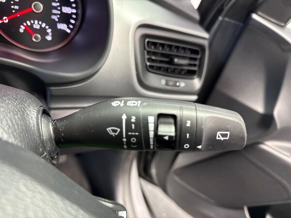 Used Kia Stonic 2024 for sale - 76232751: Photo 27