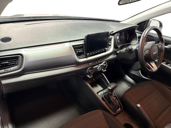 Used Kia Stonic 2024 for sale - 76232751: Photo 7