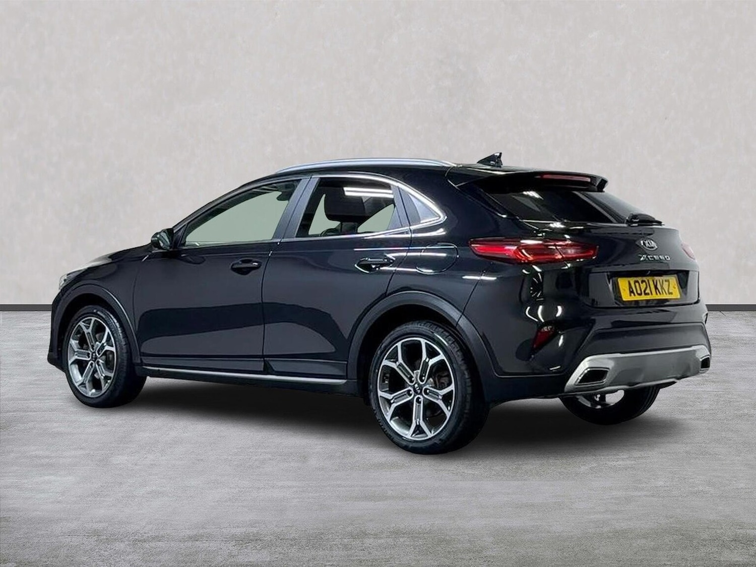 Used Kia XCeed 2021 for sale - 76719381: Photo 2