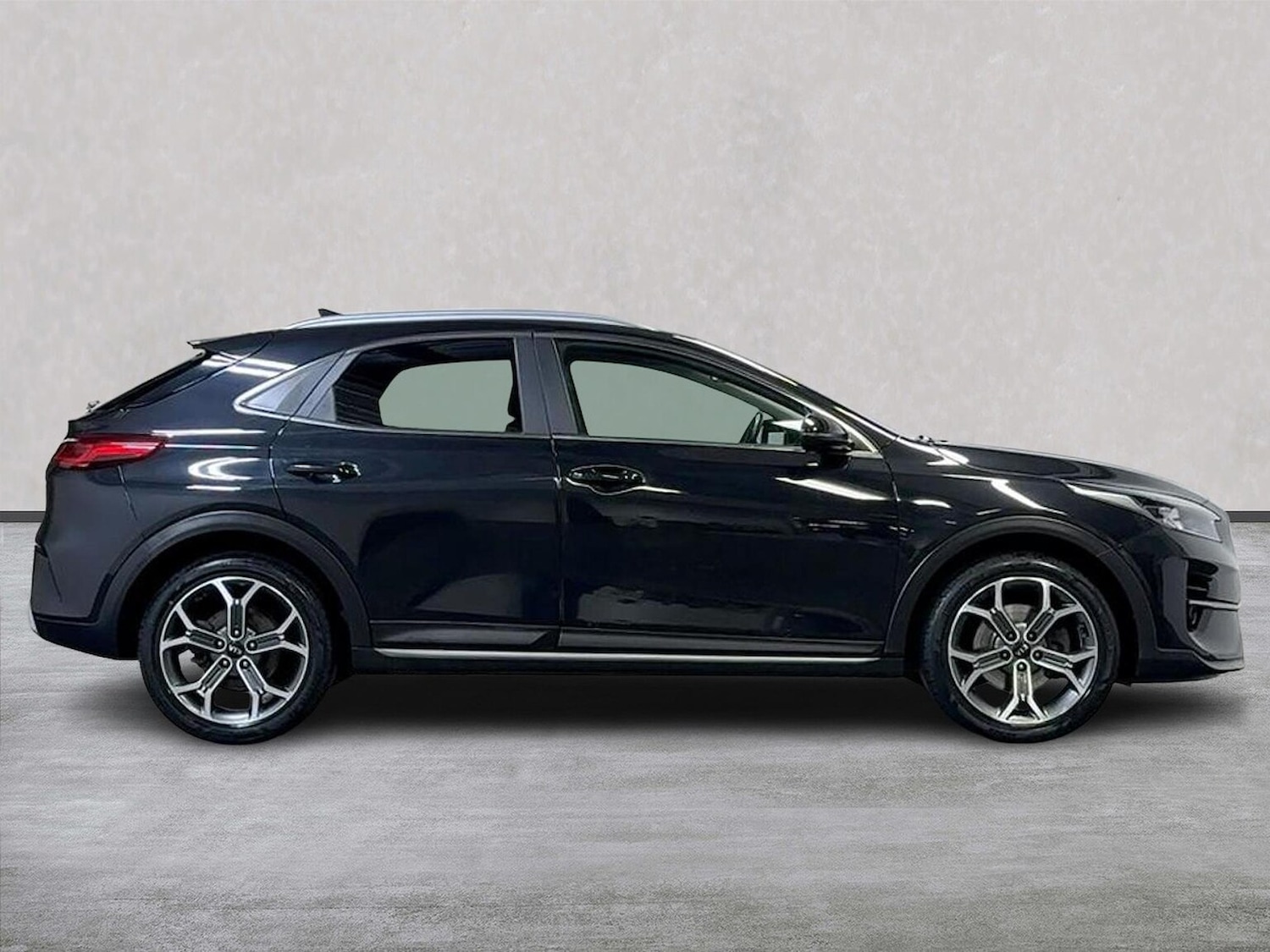 Used Kia XCeed 2021 for sale - 76719381: Photo 3