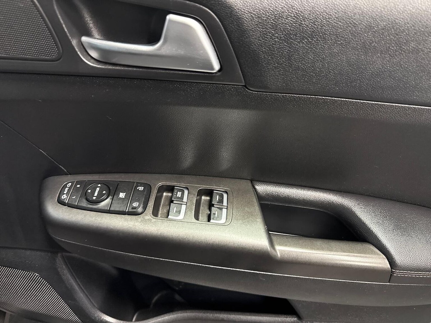 Used Kia Sportage 2019 for sale - 76268310: Photo 21