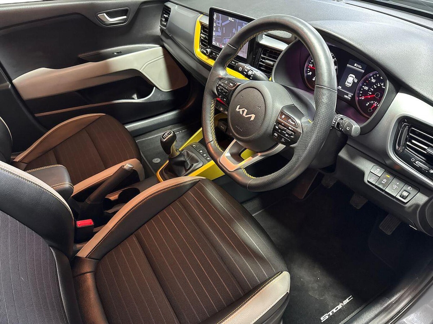 Used Kia Stonic 2023 for sale - 77872169: Photo 15