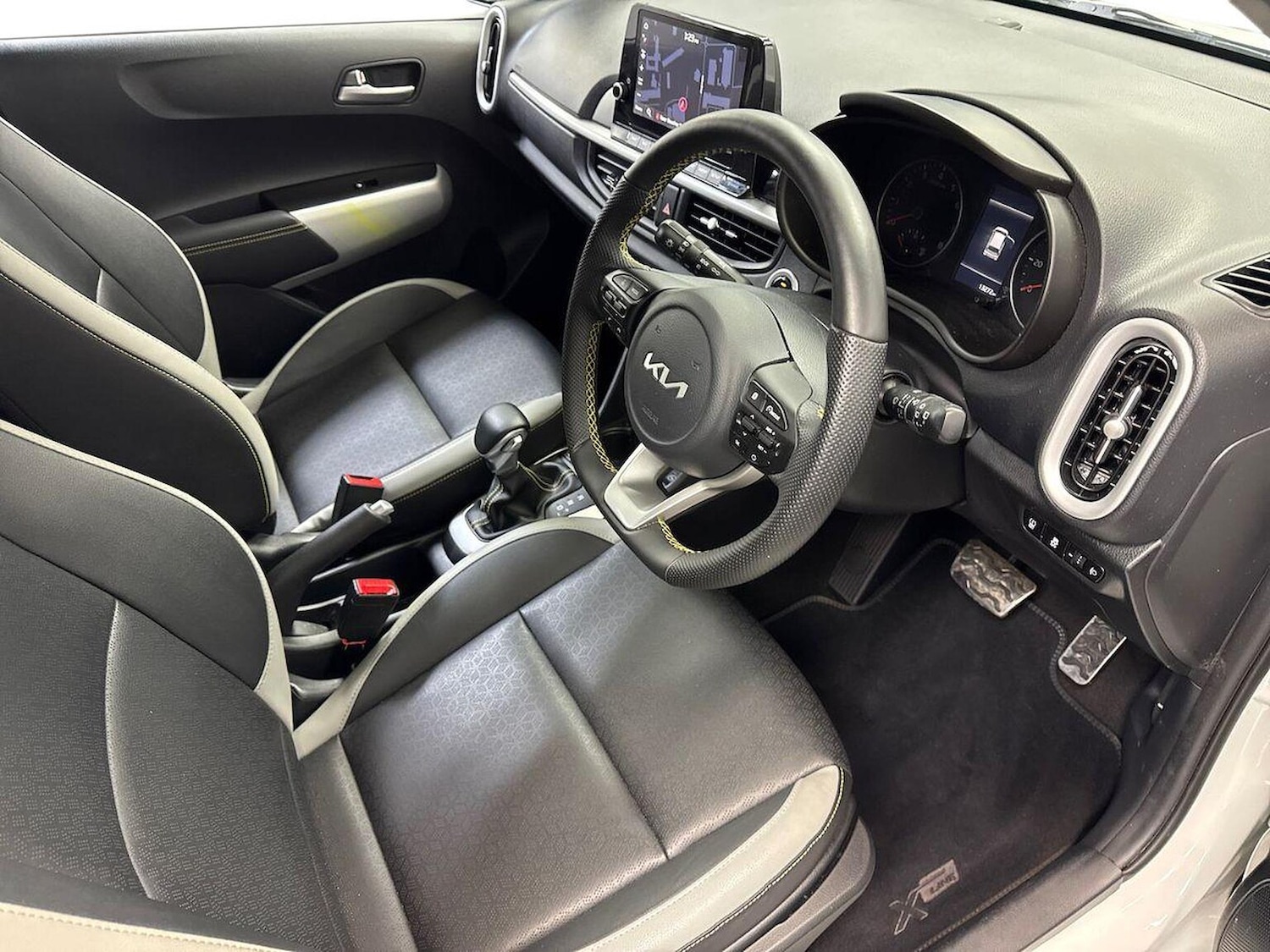 Used Kia Picanto 2023 for sale - 77973935: Photo 15