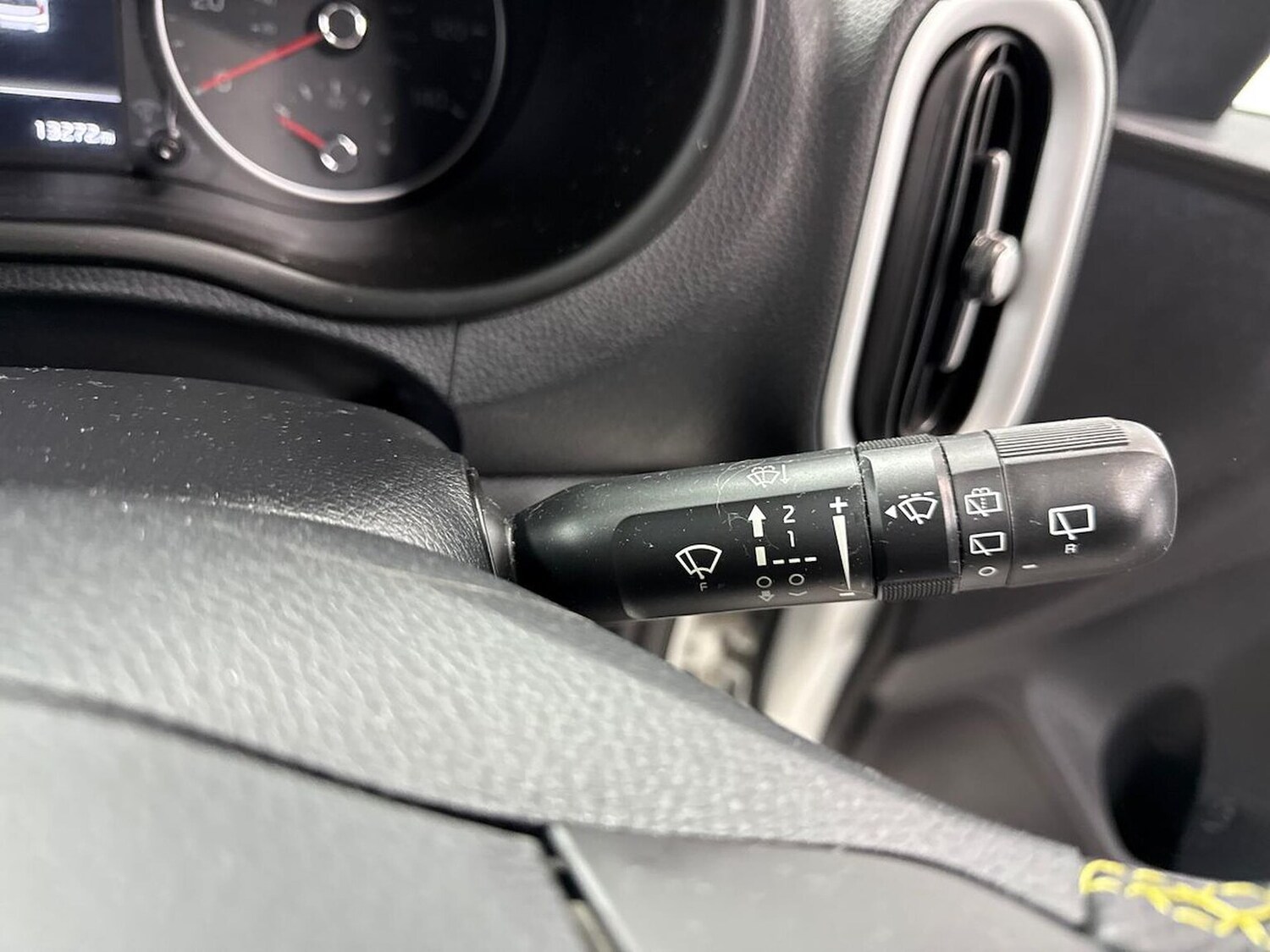 Used Kia Picanto 2023 for sale - 77973935: Photo 26