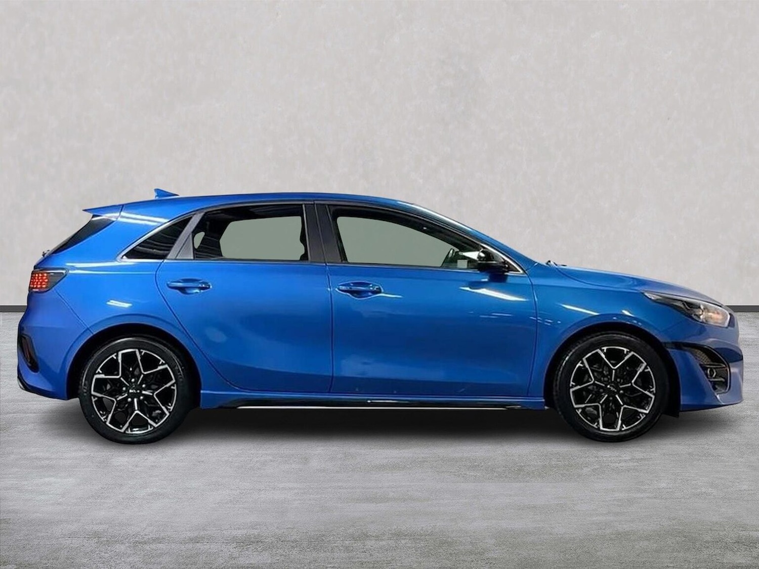 Used Kia Ceed 2022 for sale - 76830753: Photo 3