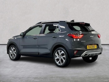 Used Kia Stonic 2023 for sale - 75766738: Photo